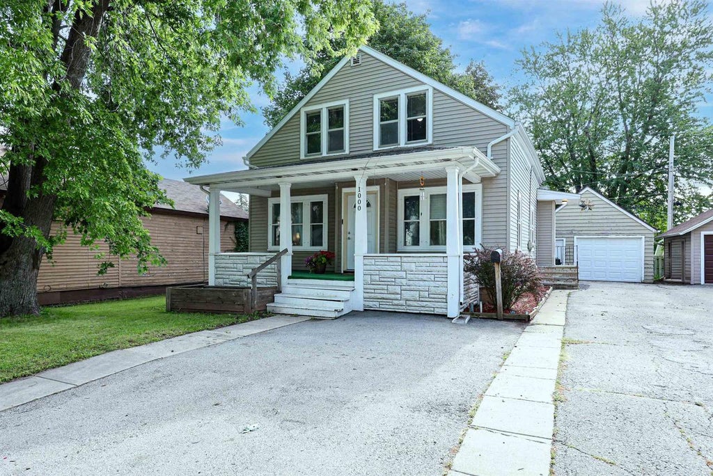 Photo of 1000 Lawe STREET, Kaukauna, WI 54130 (MLS # 50333058)