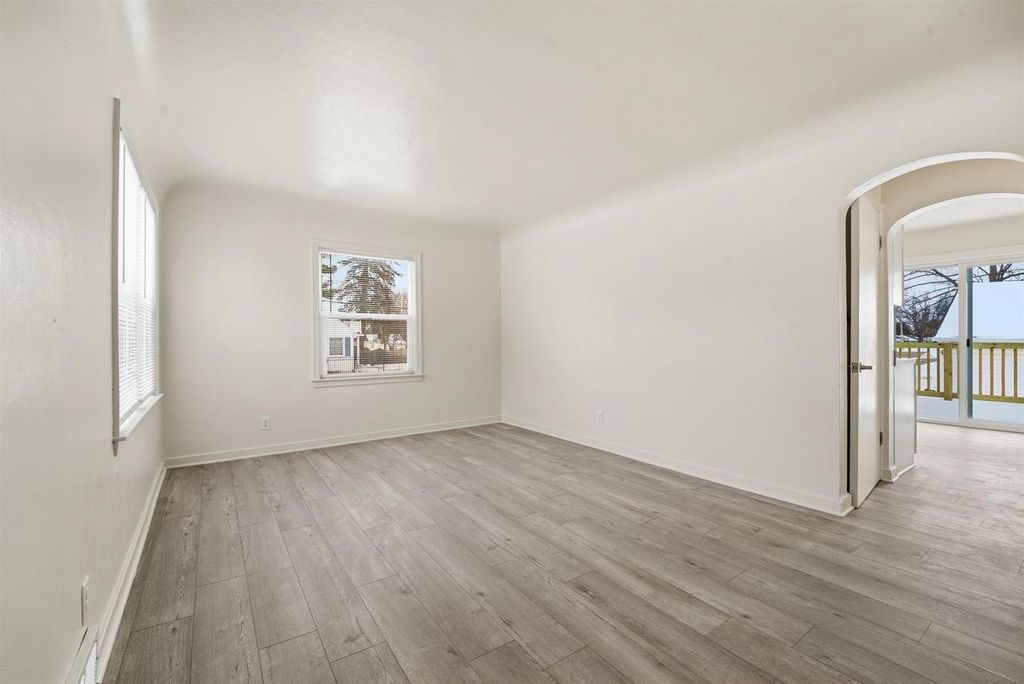 Photo of 1103 13th AVENUE, Green Bay, WI 54304 (MLS # 50320914)