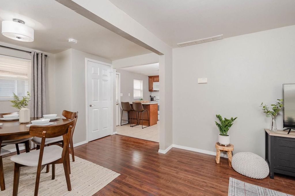 Photo of 913 Jefferson STREET, Little Chute, WI 54140 (MLS # 50322046)