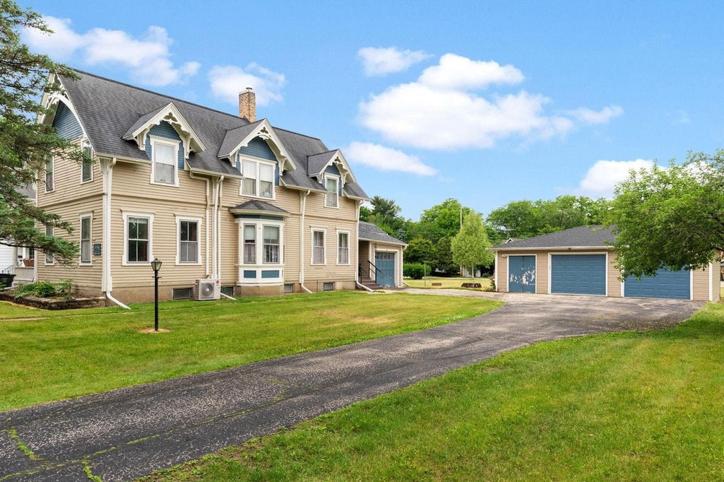 Photo of 410-412 Jones AVENUE, Fort Atkinson, WI 53538 (MLS # 2029651)