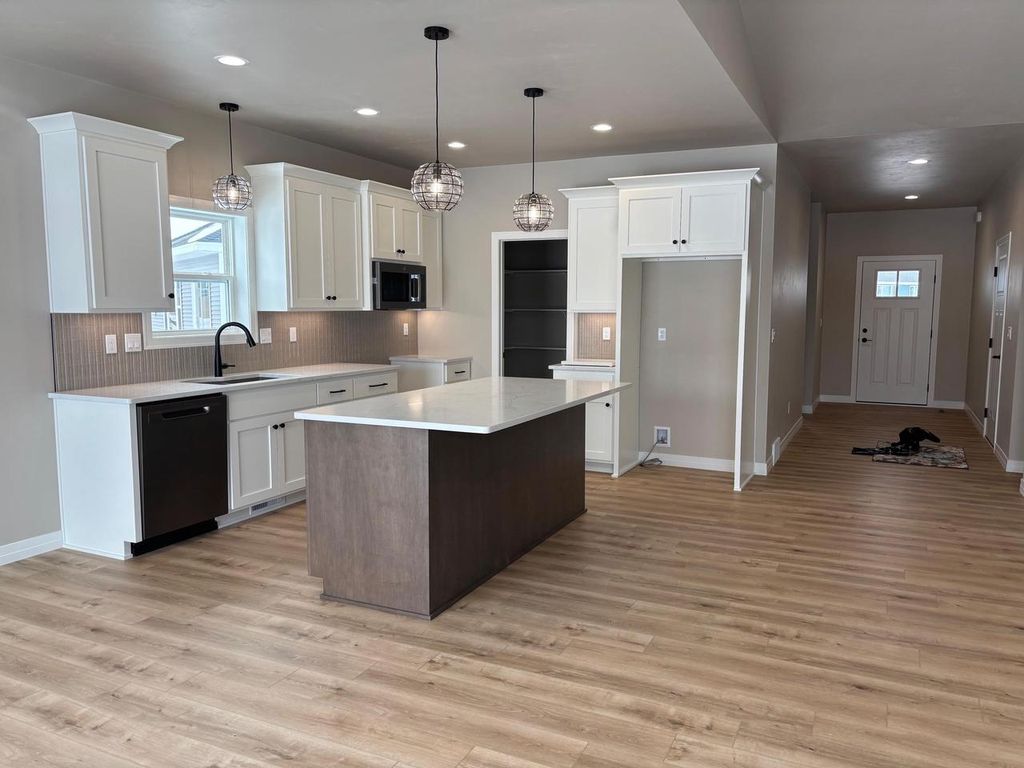 Photo of 1282 Autumn Field LANE, De Pere, WI 54115 (MLS # 50322463)