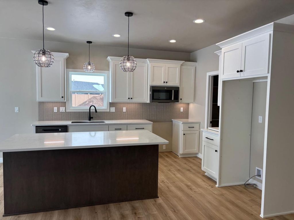 Photo of 1282 Autumn Field LANE, De Pere, WI 54115 (MLS # 50322463)