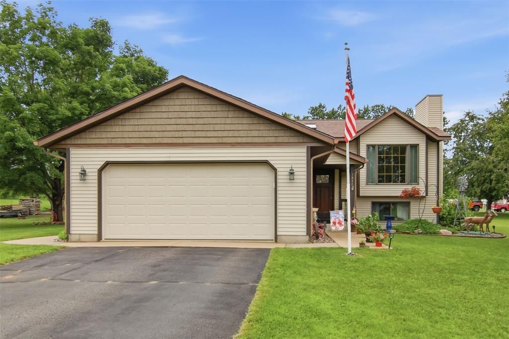 Photo of 1440 Birchwood LANE, Eau Claire, WI 54703 (MLS # 1602721)