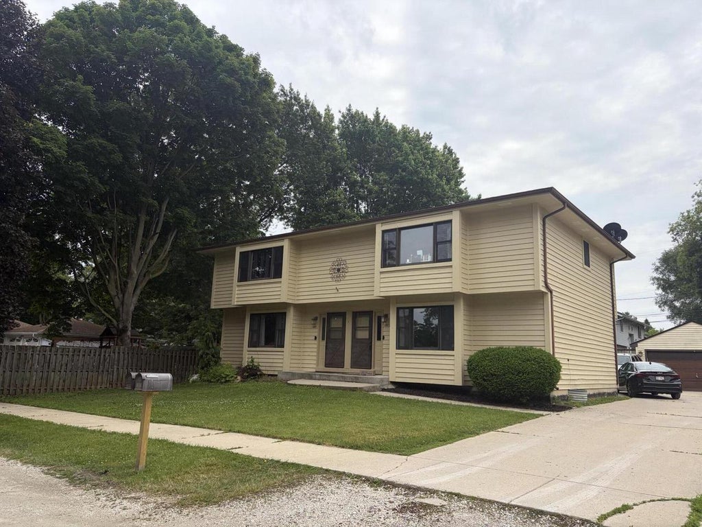Photo of 4521 73rd STREET, Kenosha, WI 53142 (MLS # 1967270)