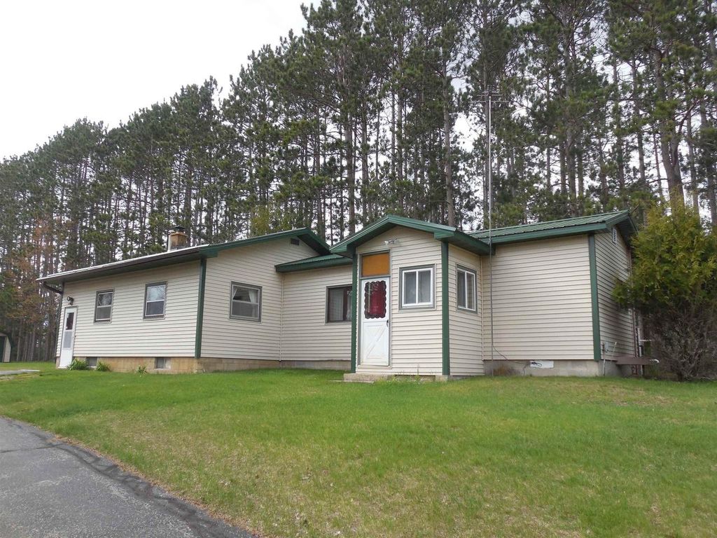 Photo of N6997 Left Foot Lake ROAD, Crivitz, WI 54114 (MLS # 50325216)