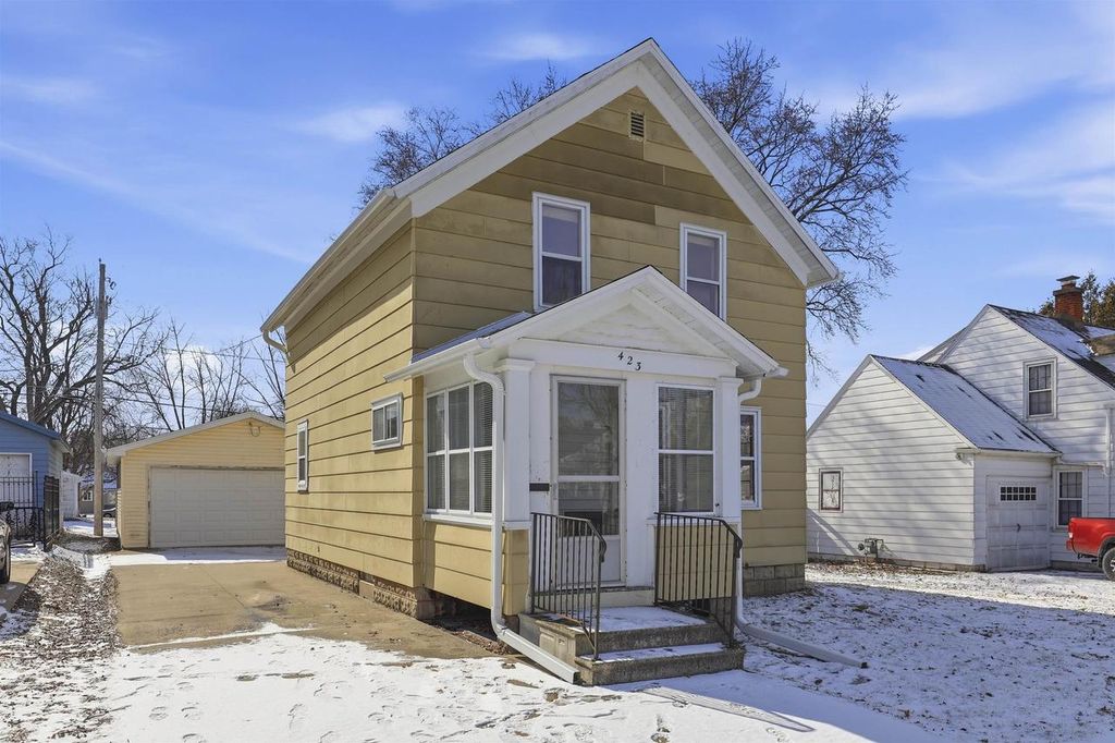 Photo of 423 W 7th STREET, Kaukauna, WI 54130 (MLS # 50321685)