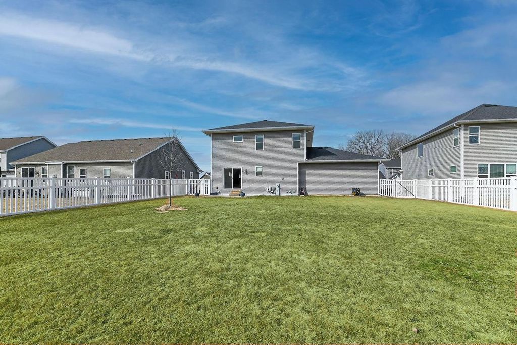 Photo of 7115 Reston Heights DRIVE, Madison, WI 53718 (MLS # 2017440)