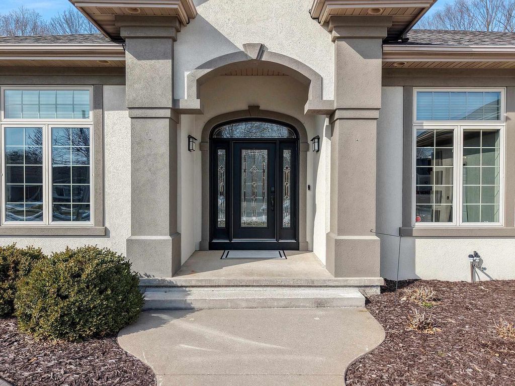 Photo of 2645 Teresa DRIVE, Green Bay, WI 54311 (MLS # 50322958)