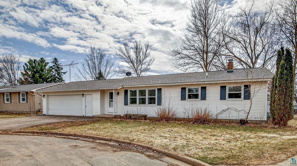 Photo of 308 Russell COURT, WI 54028 (MLS # 6124259)