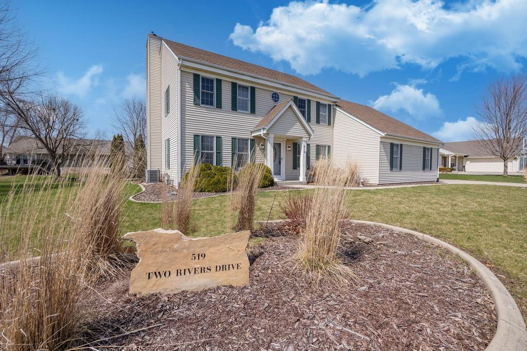 Photo of 519 Two Rivers DRIVE, Mukwonago, WI 53149 (MLS # 1956045)