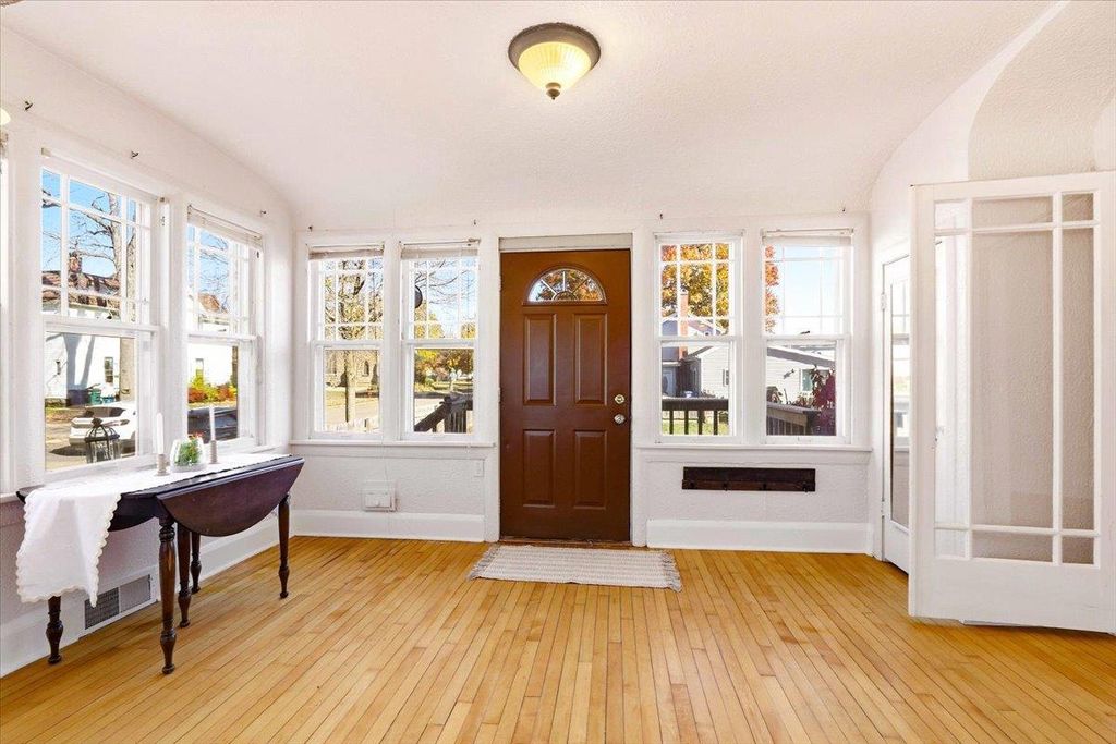 Photo of 115 6th AVENUE, Baraboo, WI 53913 (MLS # 2012037)