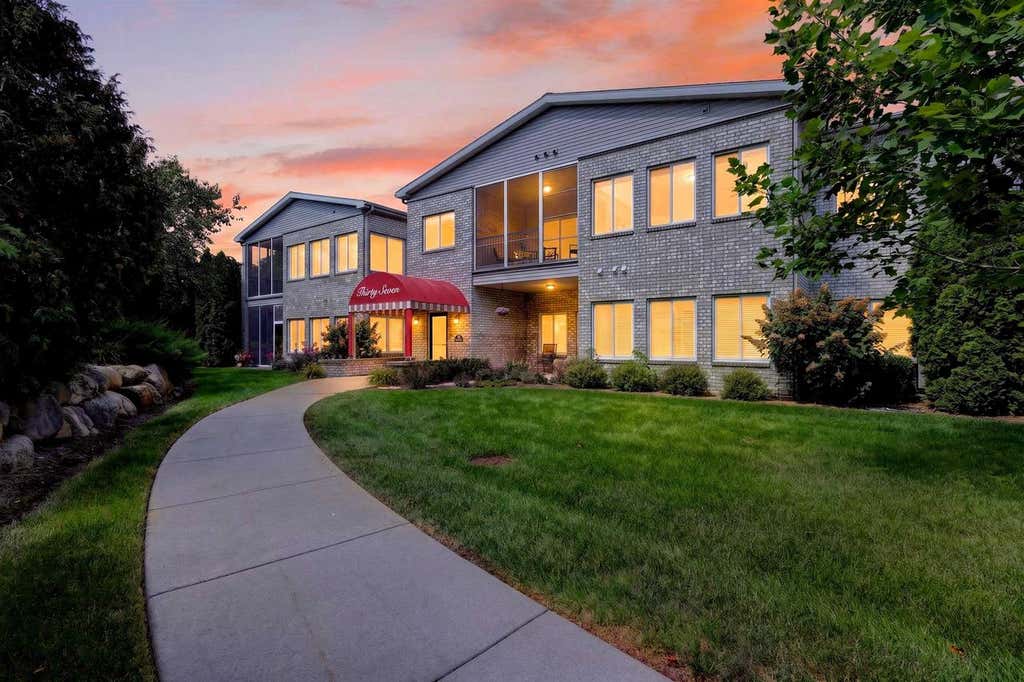 Photo of 37 Cherokee CIRCLE #P13-23, Madison, WI 53704 (MLS # 2031348)