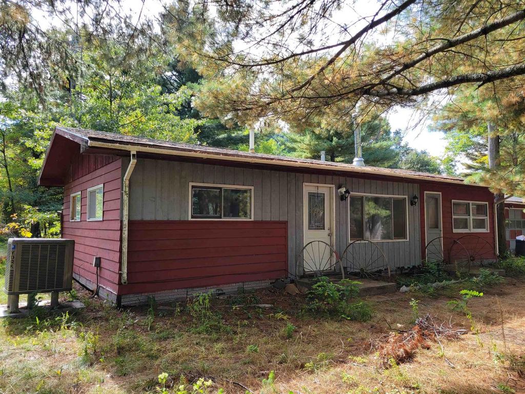 Photo of 1085 Lakeland DRIVE #9-23, Lake Geneva, WI 53147 (MLS # 1944627)