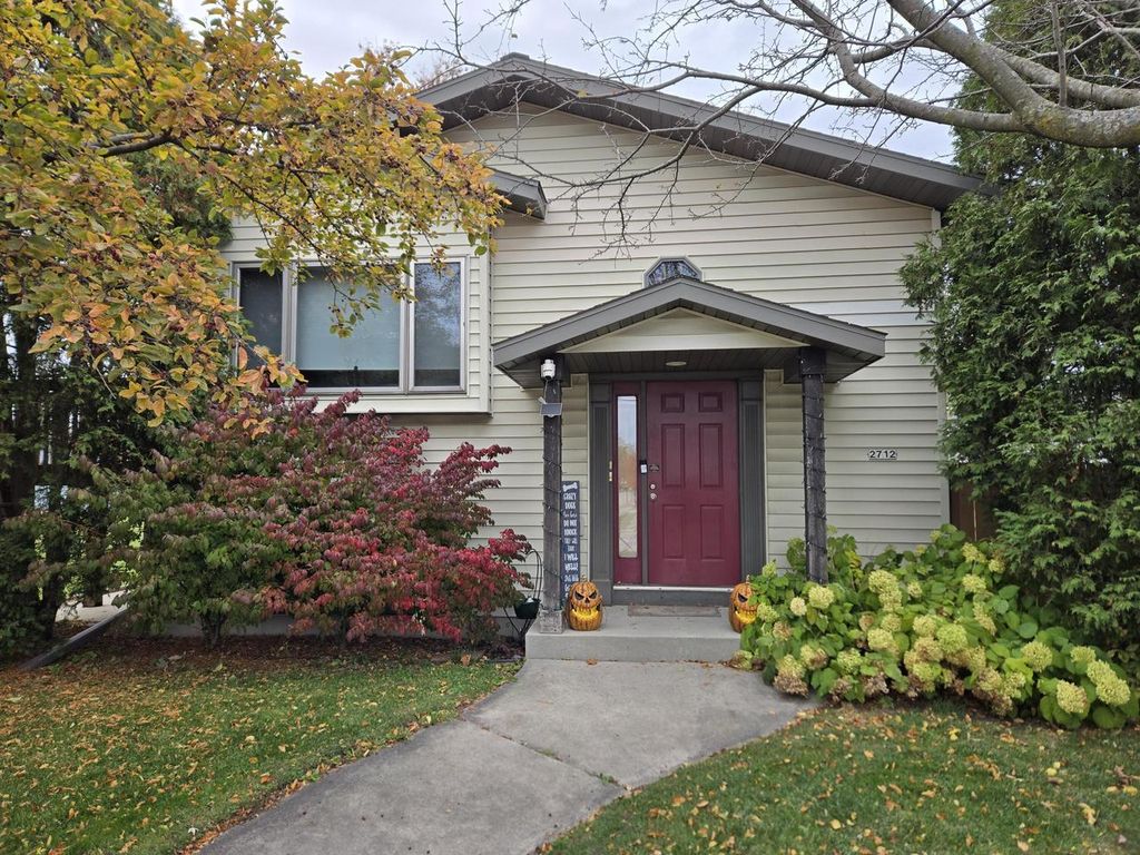 Photo of 2712 Superior AVENUE, Sheboygan, WI 53081 (MLS # 1941855)