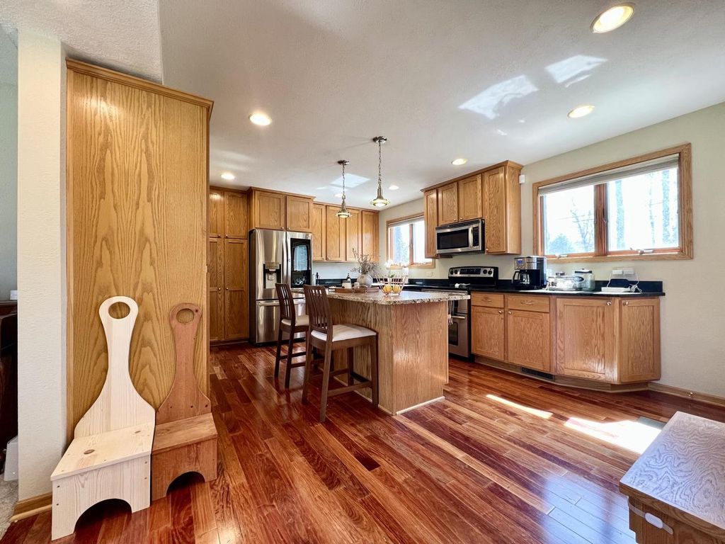 Photo of 2115 W Greenwood ROAD, Glendale, WI 53209 (MLS # 1957344)