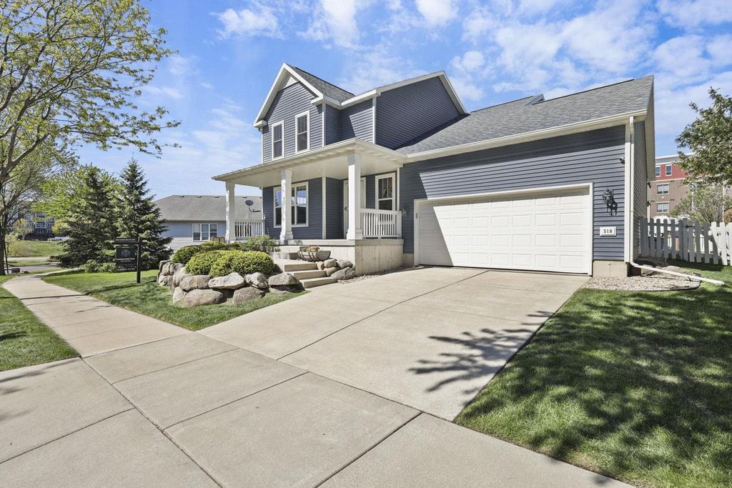 Photo of 518 Lisa Ann DRIVE, Madison, WI 53718 (MLS # 2019179)