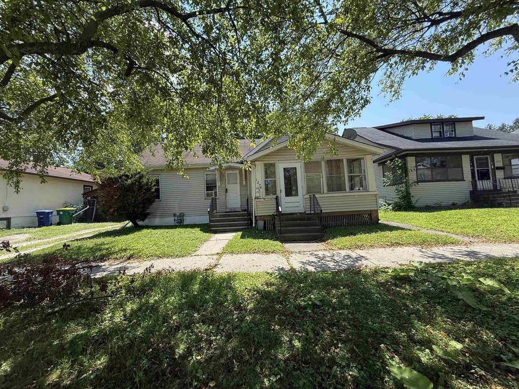 Photo of 1274 Stuart STREET, Green Bay, WI 54301 (MLS # 50329861)