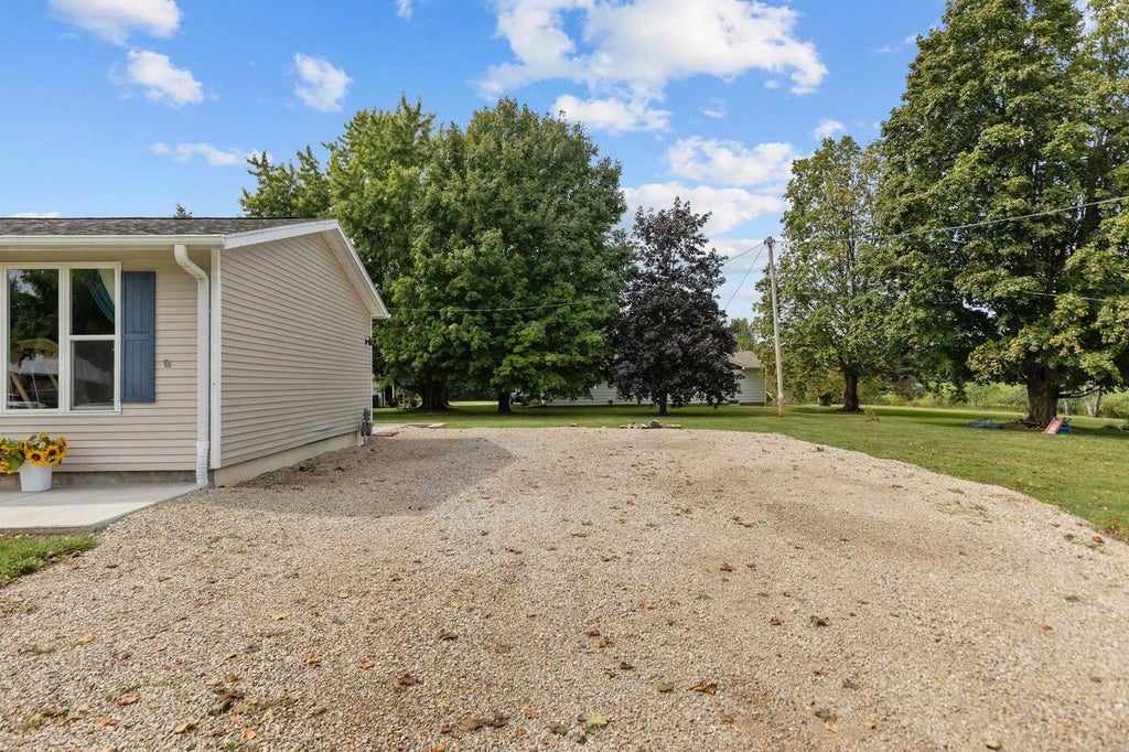 Photo of 707 Castello STREET, Fremont, WI 54940 (MLS # 50332621)
