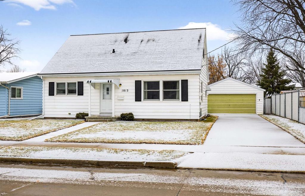 Photo of 1813 E Pauline STREET, Appleton, WI 54911 (MLS # 50321449)