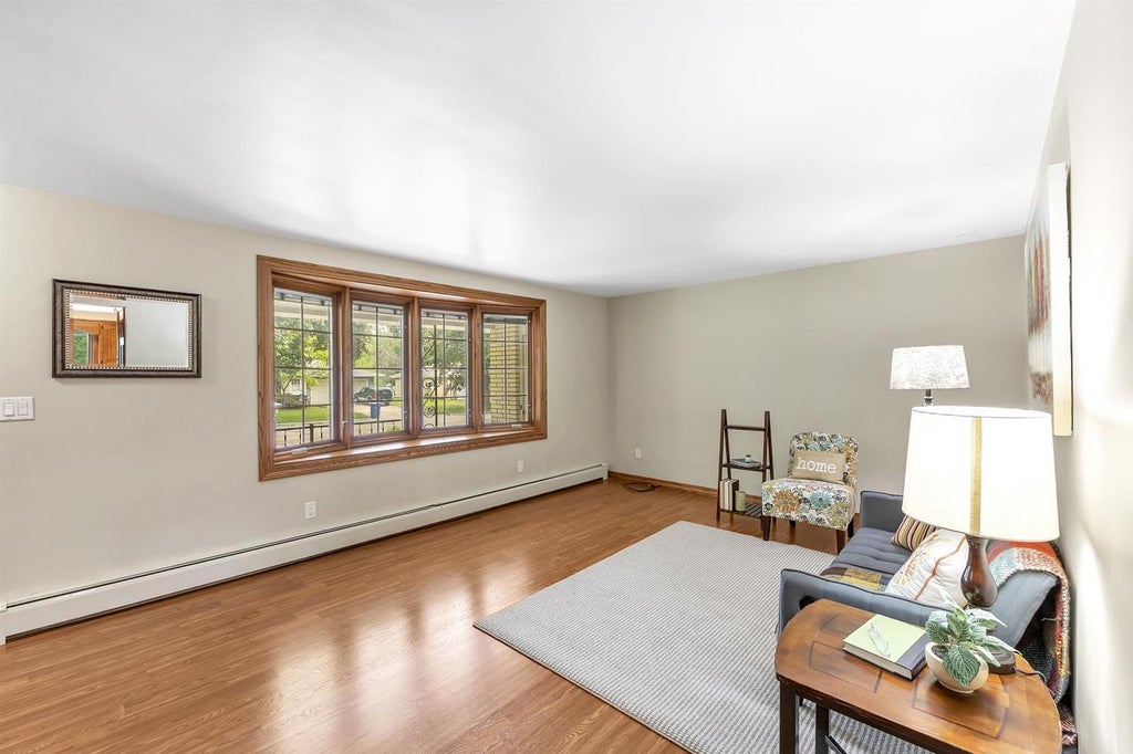 Photo of 1683 Westfield AVENUE, Green Bay, WI 54303 (MLS # 50328368)