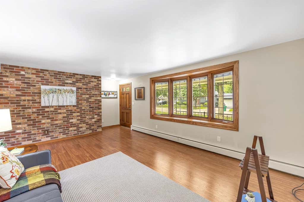 Photo of 1683 Westfield AVENUE, Green Bay, WI 54303 (MLS # 50328368)