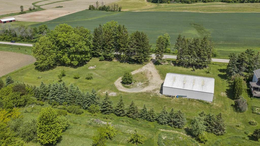 Photo of 8557 Liberty School ROAD, Omro, WI 54963 (MLS # 50327926)