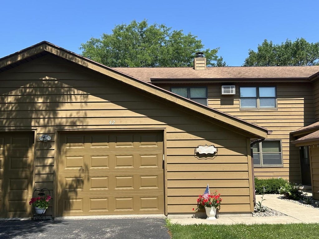 Photo of 1115 Daniel COURT #42, Neenah, WI 54956 (MLS # 50320468)