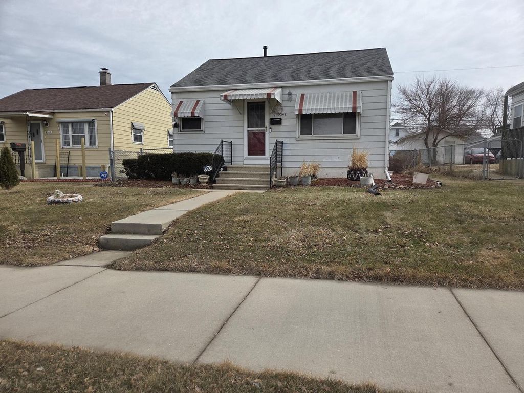 Photo of 3346 S 20th STREET, Milwaukee, WI 53215 (MLS # 1950742)