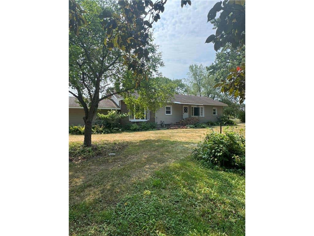 Photo of 2033 County Road C, Somerset, WI 54025 (MLS # 7116908)