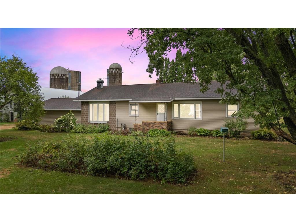 Photo of 2033 County Road C, Somerset, WI 54025 (MLS # 7116908)