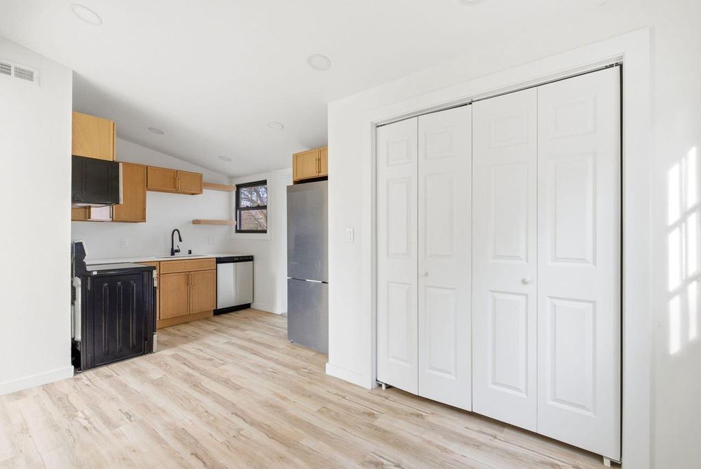 Photo of 10314 Root River DRIVE, Caledonia, WI 53108 (MLS # 1945939)