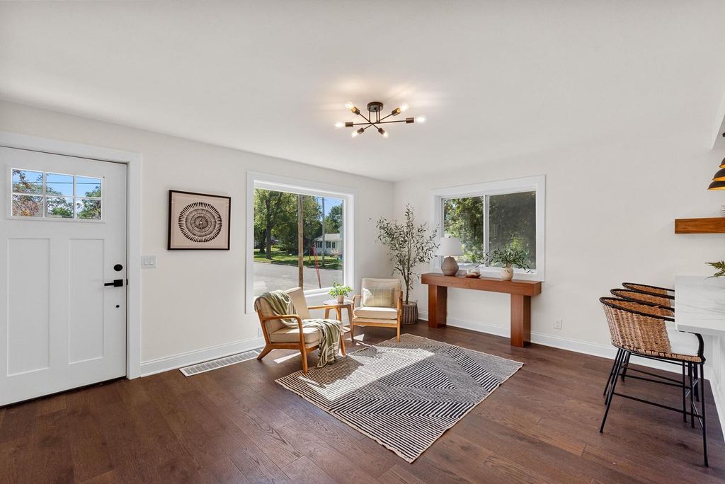 Photo of 1005 Center STREET, Delavan, WI 53115 (MLS # 1946101)