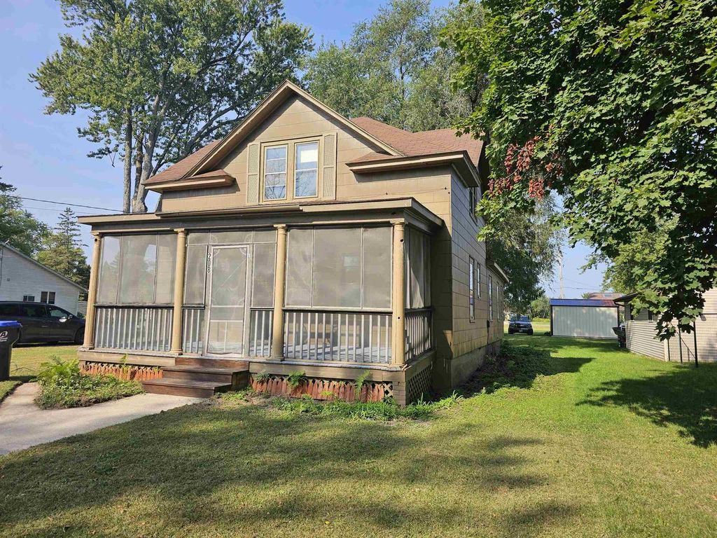 Photo of 208 S Walker STREET, Wautoma, WI 54982 (MLS # 50315550)