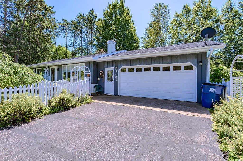 Photo of 1925 Dewberry DRIVE, Kronenwetter, WI 54455 (MLS # 22603318)