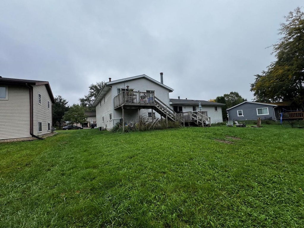 Photo of 1302-1304 S Thompson DRIVE, Madison, WI 53716 (MLS # 2034726)