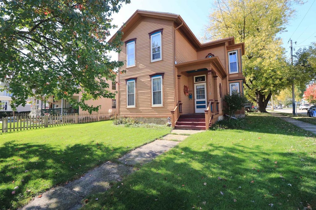 Photo of 337 Madison STREET, Janesville, WI 53548 (MLS # 2035259)