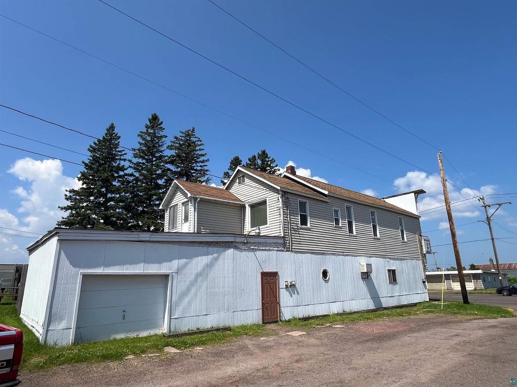 Photo of 1222 Lakeshore Drive East Dr, Ashland, WI 54806 (MLS # 6124320)