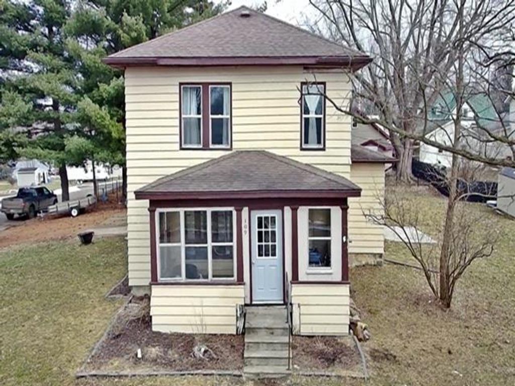 Photo of 109 W 15th STREET, Neillsville, WI 54456 (MLS # 22600880)