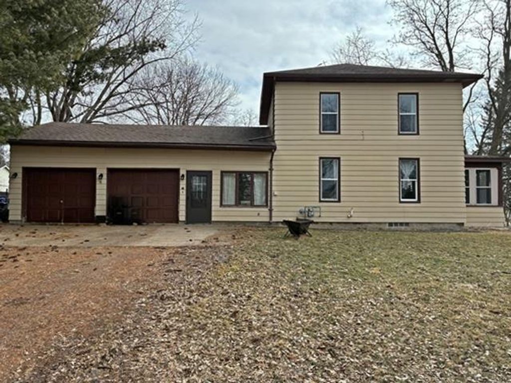 Photo of 109 W 15th STREET, Neillsville, WI 54456 (MLS # 22600880)