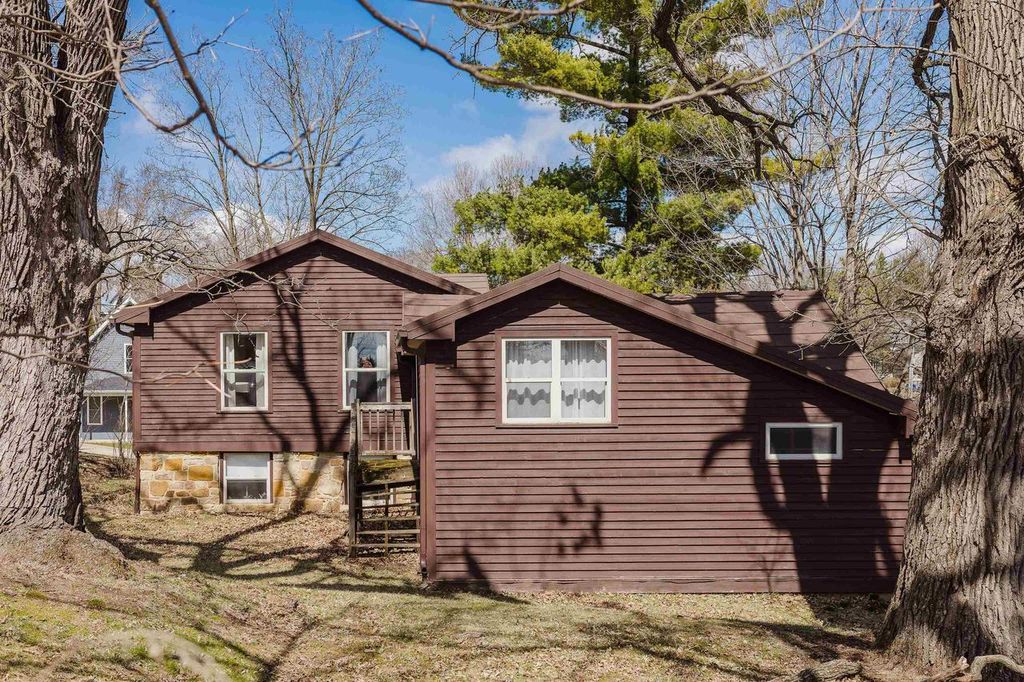 Photo of 108 4th STREET, Mineral Point, WI 53565 (MLS # 2019480)