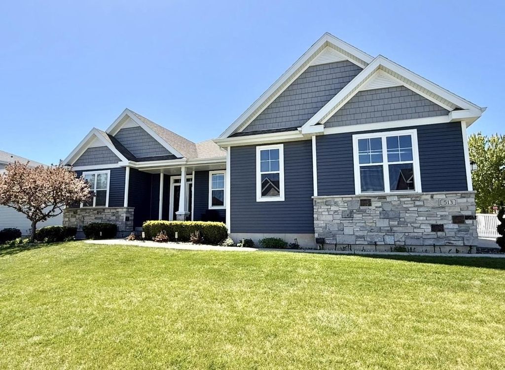 Photo of 513 Chads CROSSING, Verona, WI 53593 (MLS # 2027288)