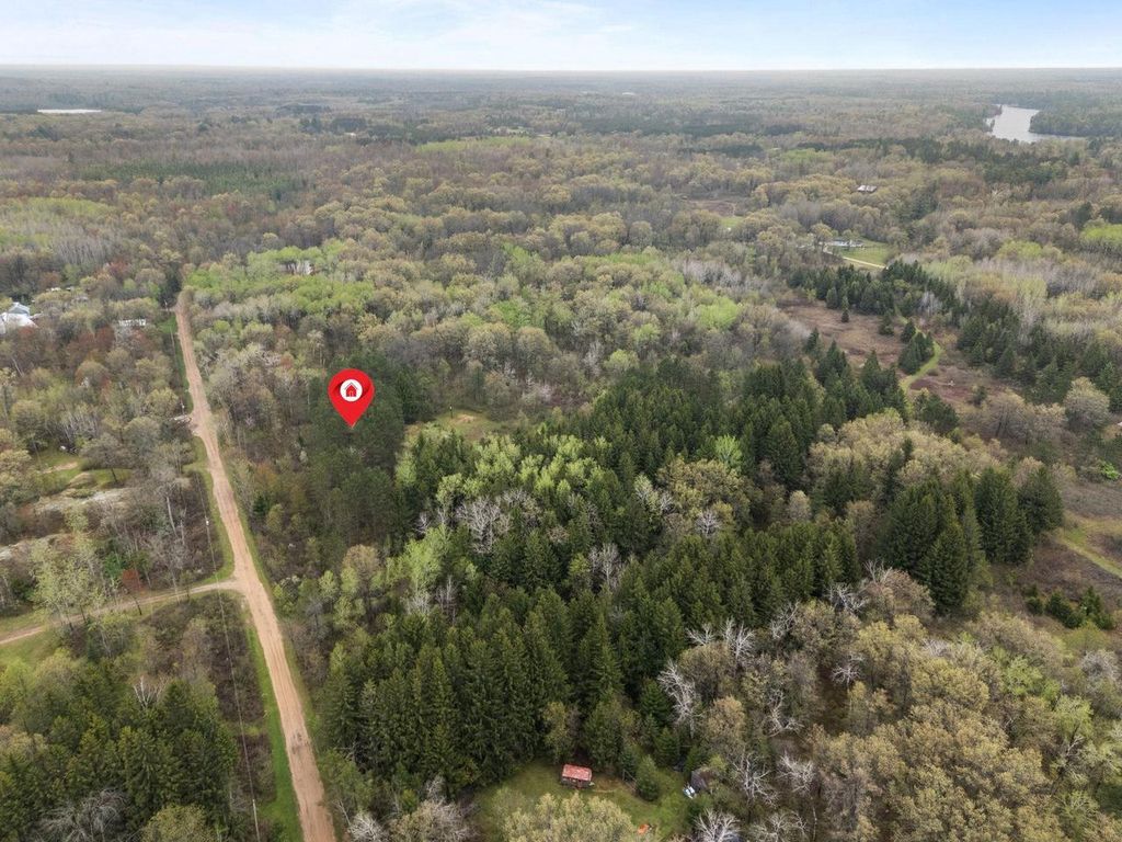 Photo of N9416 Highline LANE, Crivitz, WI 54114 (MLS # 50326028)