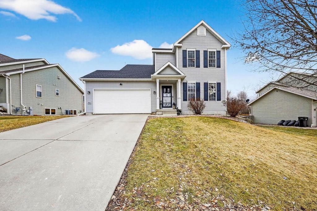 Photo of 6926 Old Amsterdam WAY, Deforest, WI 53532 (MLS # 2016687)