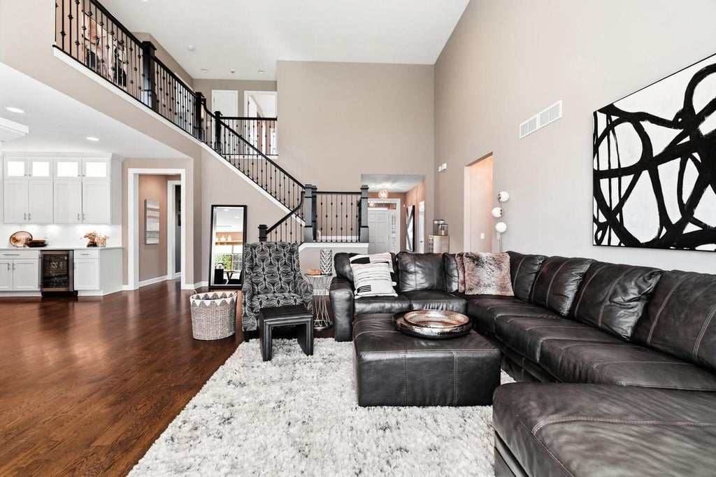 Photo of W79N367 Prairie View ROAD, Cedarburg, WI 53012 (MLS # 1980381)