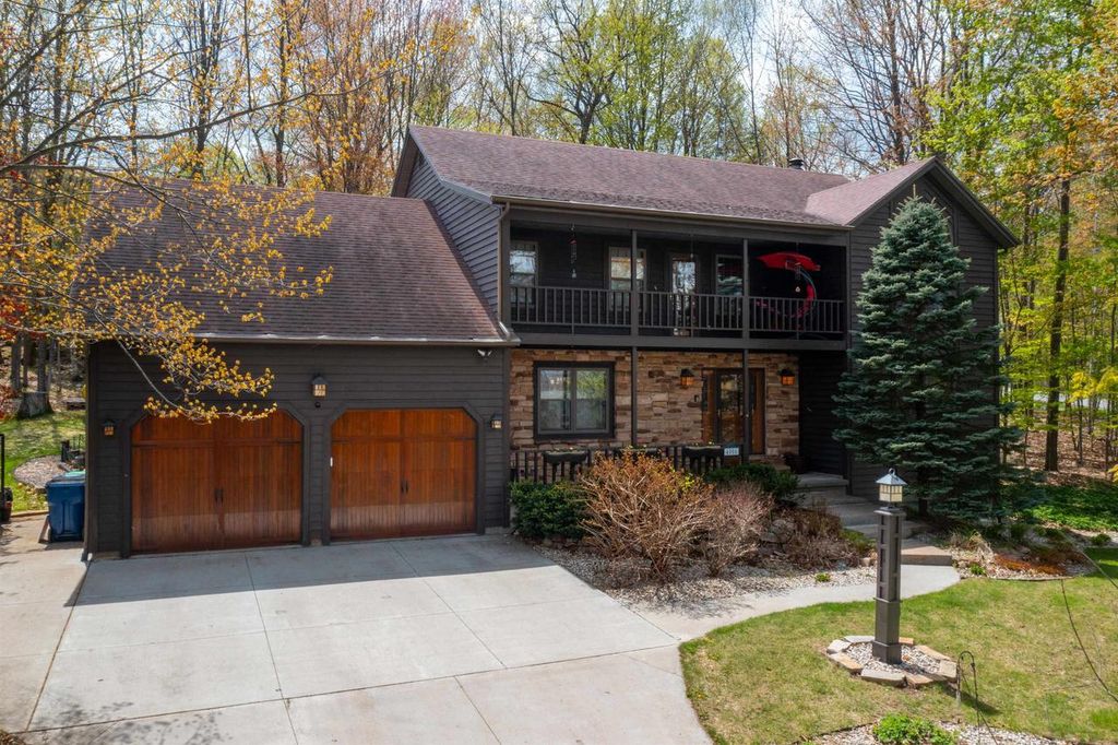 Photo of 149545 Mountain LANE, Wausau, WI 54401 (MLS # 22601994)