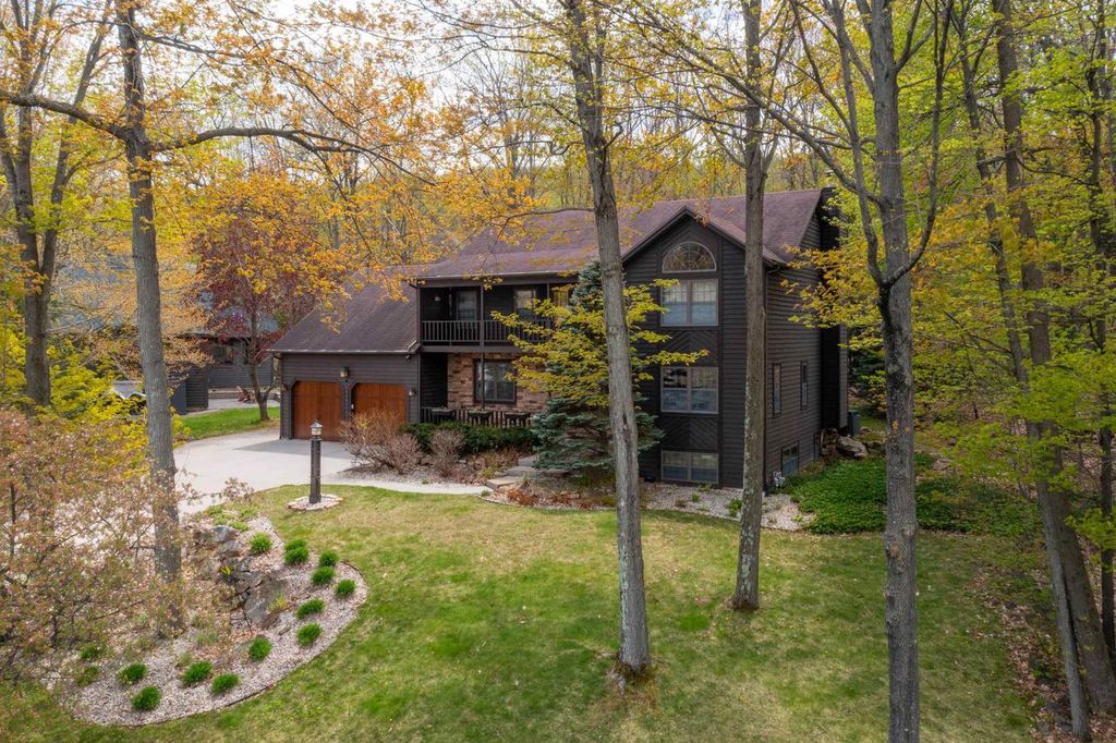 Photo of 149545 Mountain LANE, Wausau, WI 54401 (MLS # 22601994)