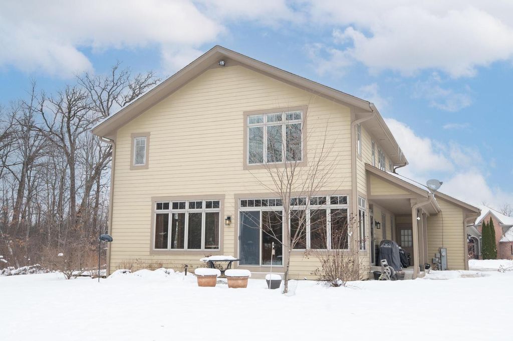 Photo of N54W16349 Westwind DRIVE, Menomonee Falls, WI 53051 (MLS # 1944898)