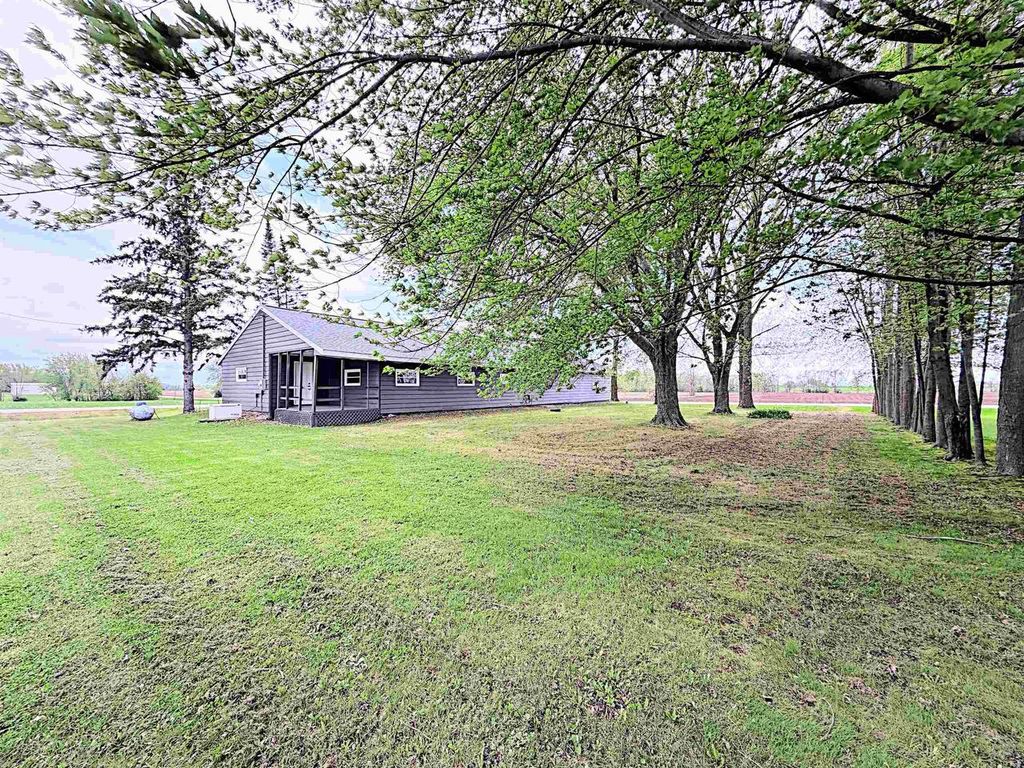 Photo of 24524 Taus ROAD, Brillion, WI 54110 (MLS # 50325788)