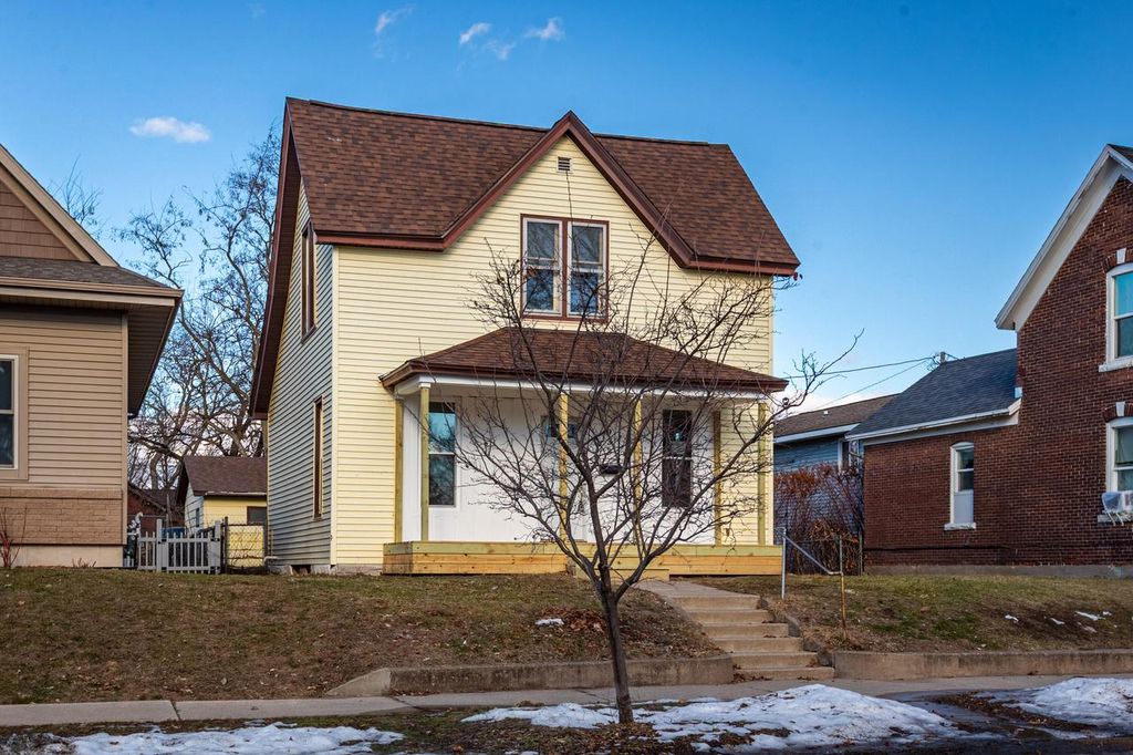 Photo of 933 Denton STREET, La Crosse, WI 54601 (MLS # 1947299)
