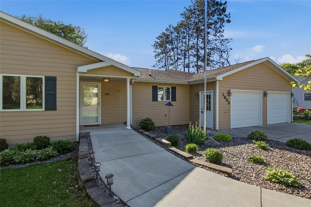 Photo of 1608 Mathews STREET, Menomonie, WI 54751 (MLS # 1601304)